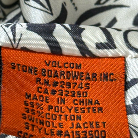 Volcomn Stone BoardWear Swindle Jacket Size M Abstract Pattern Lining Vintage - Picture 5 of 6